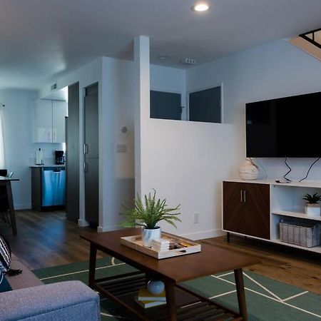 Stylish 2 Bed 1 And Half Bath Apartment Near Sofi Stadium, Lax, Forum Ингълуд Екстериор снимка