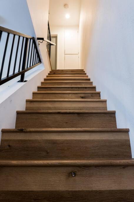 Stylish 2 Bed 1 And Half Bath Apartment Near Sofi Stadium, Lax, Forum Ингълуд Екстериор снимка