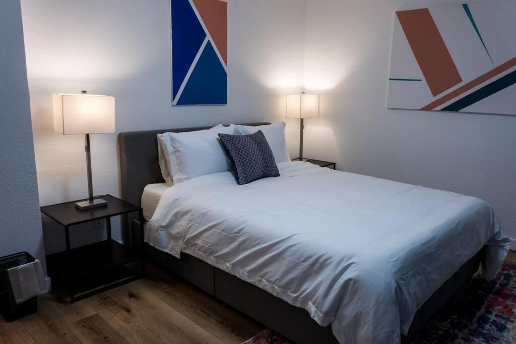 Stylish 2 Bed 1 And Half Bath Apartment Near Sofi Stadium, Lax, Forum Ингълуд Екстериор снимка